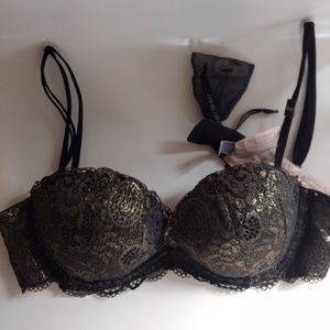 Victoria's Secret Very Sexy Strapless pushup bra